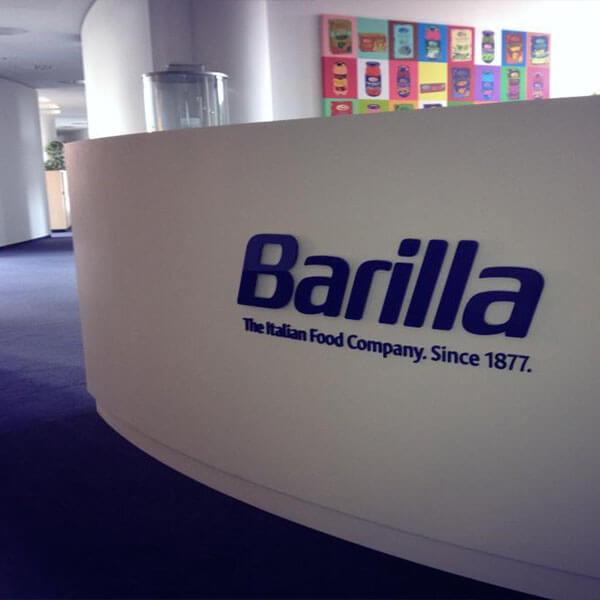 Beschriftungen und Schilder